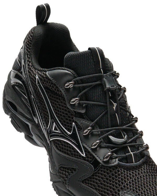 SLY Tokyo x Mizuno Wave Rider 10 
